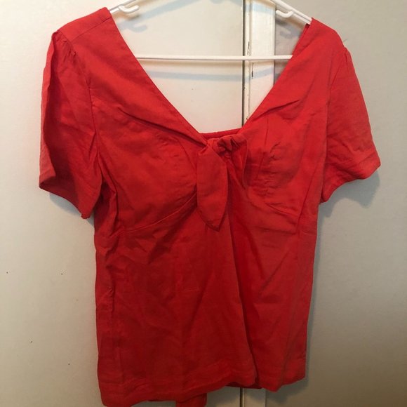 Knot-Front V-Neck Short-Sleeve Top for Women - Picture 2 of 4
